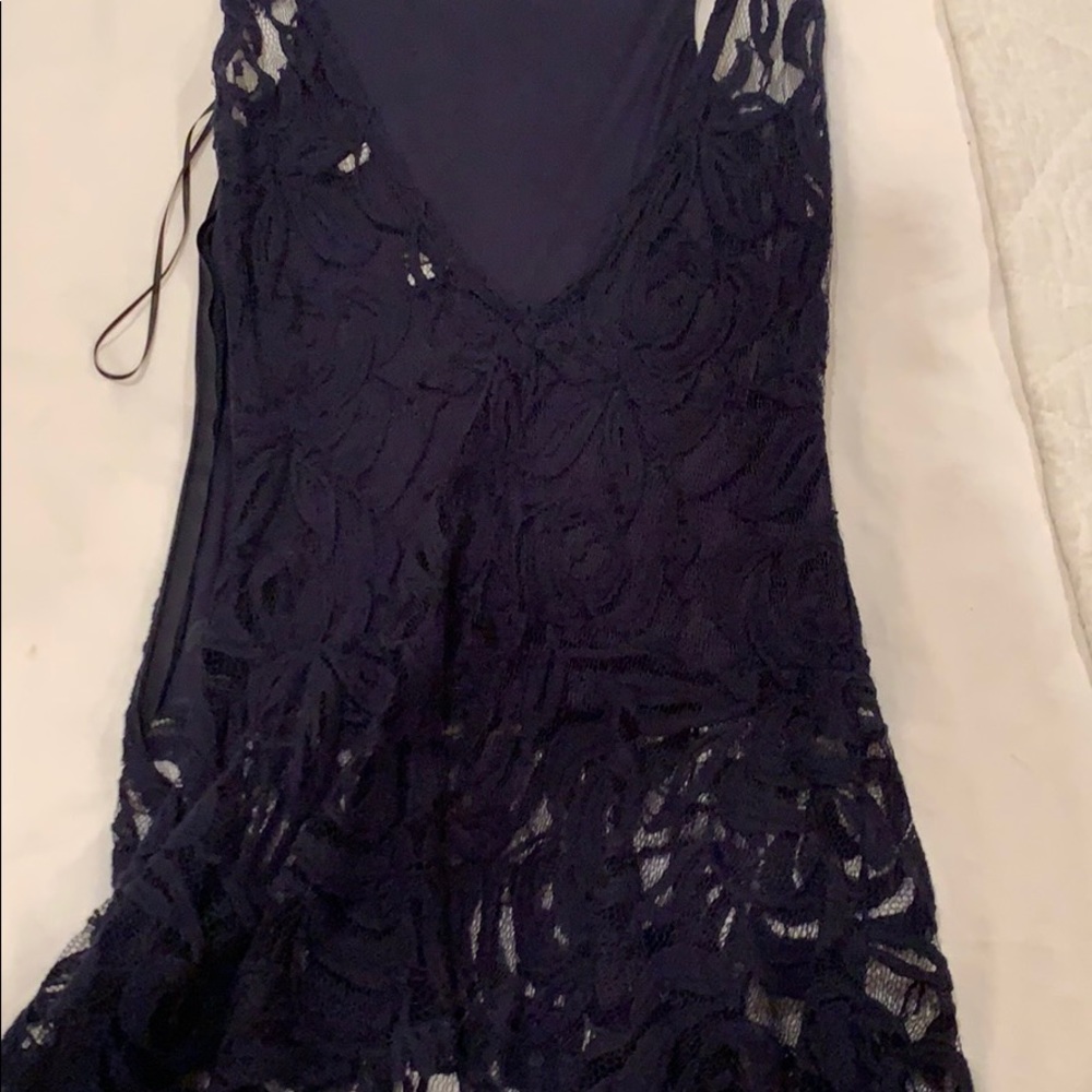 Top - Picture 2 of 3